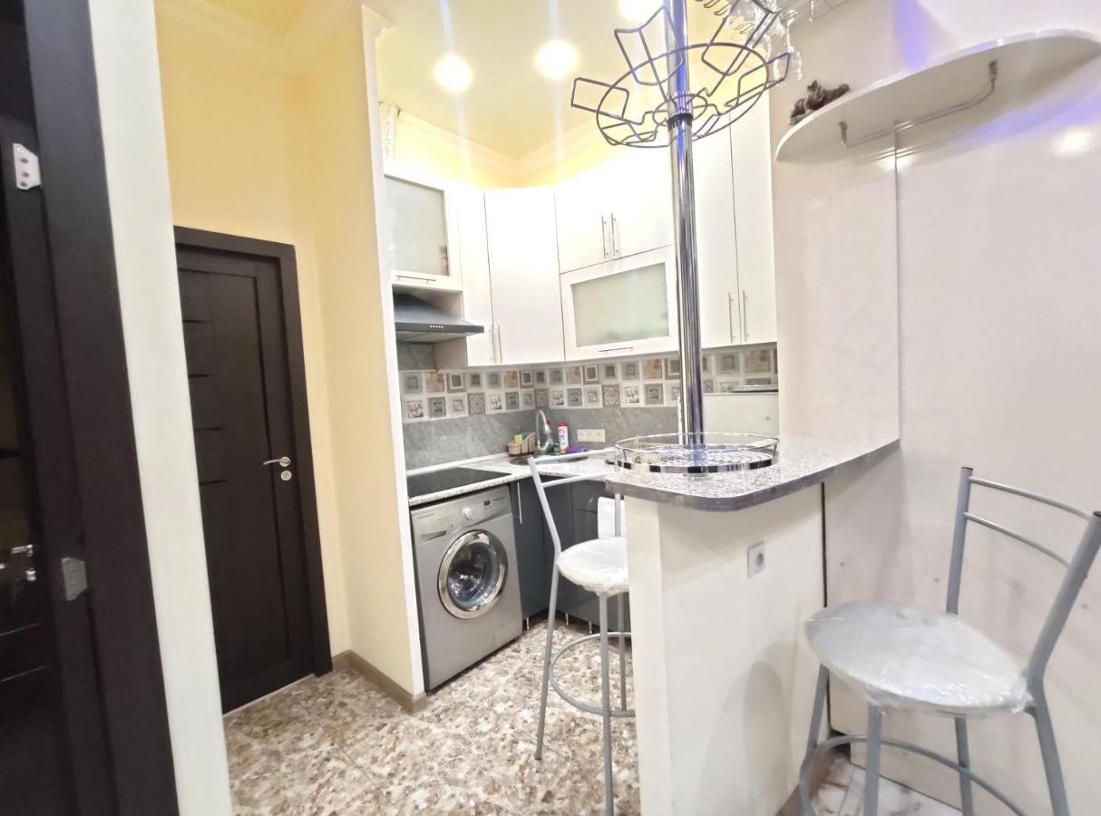 Khanjyan 7 Luxury apartment Yerevan Bagian luar foto